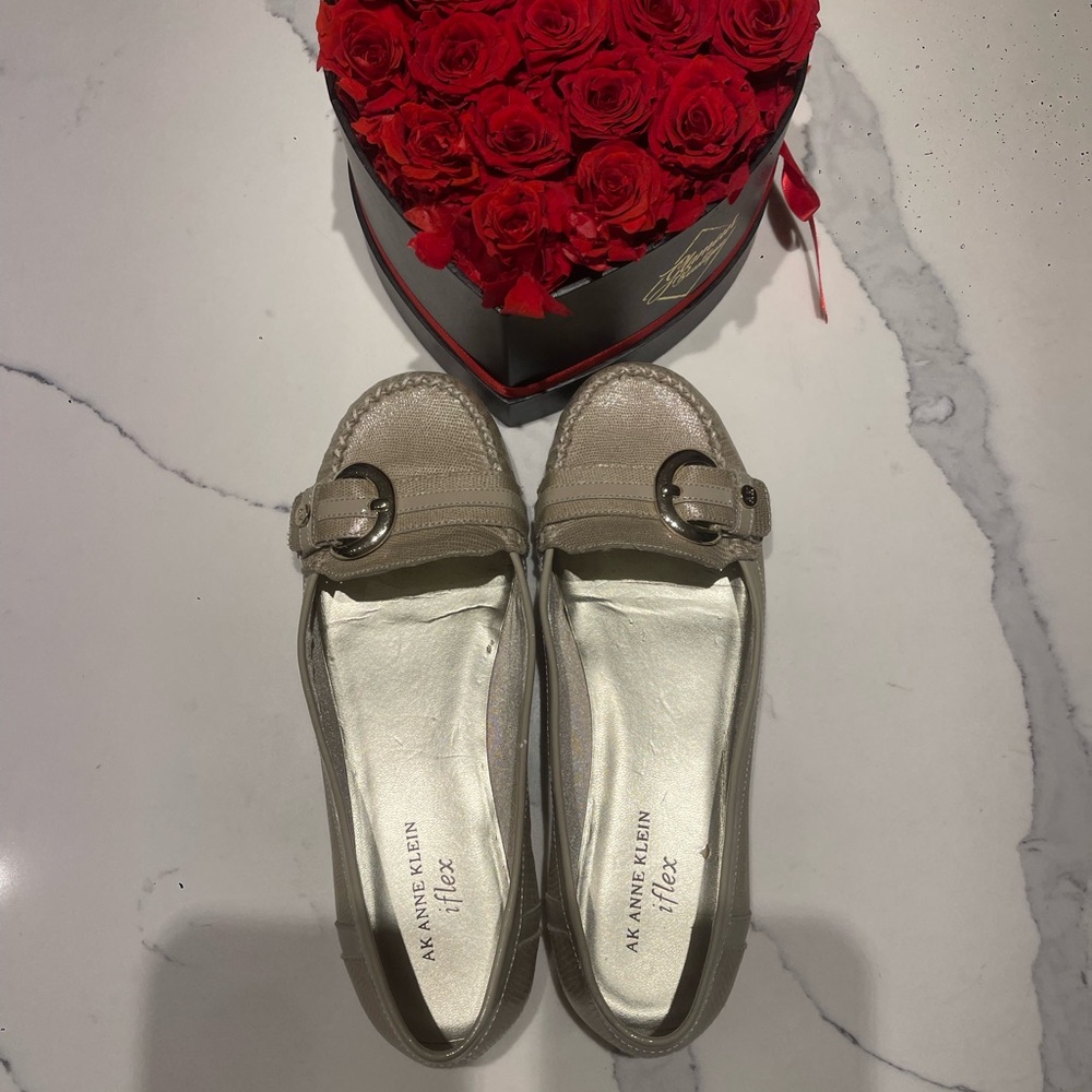 Anne Klein Women's Beige Flats with Buckle